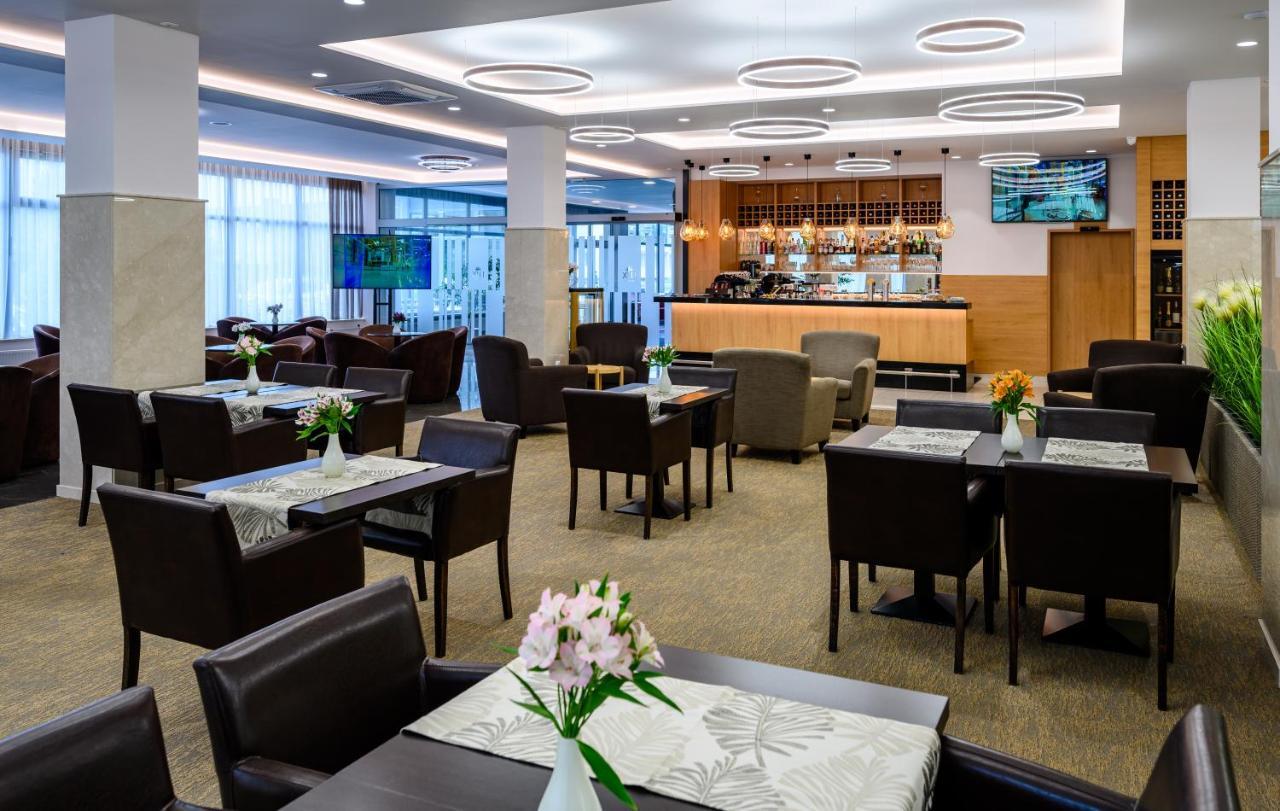Hotel Lux Banská Bystrica Extérieur photo